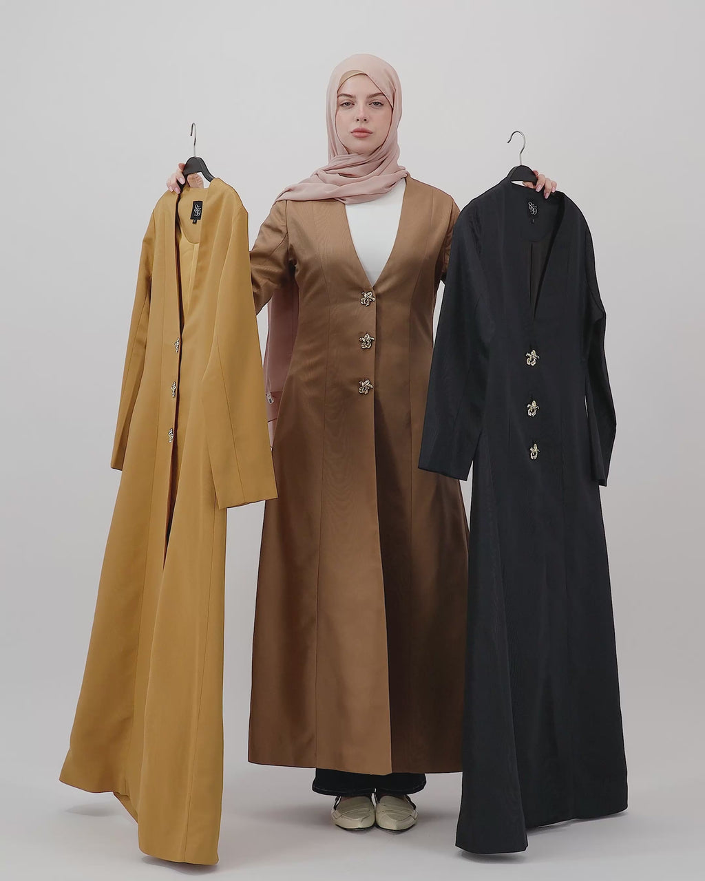 Timber Bloom - Gold | Abaya