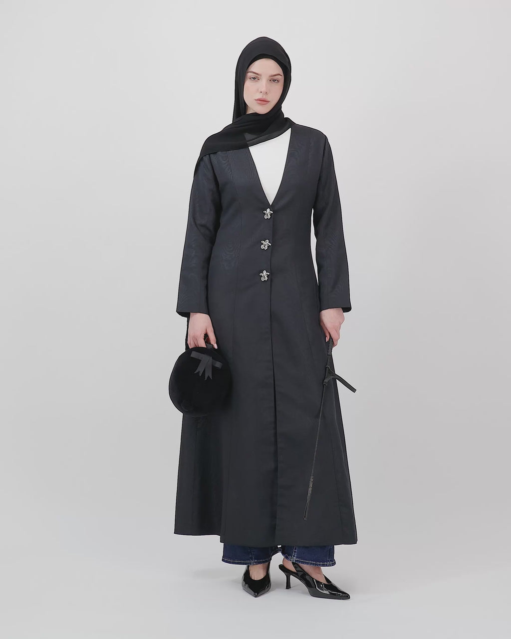 Timber Bloom - Black | Abaya
